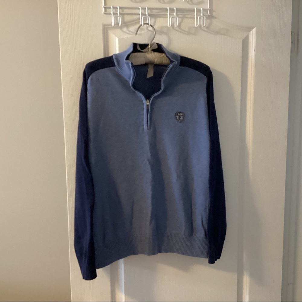 iPod Men's Blue Half-Zip Sweater.  B8